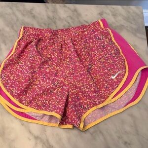 Nike Women’s Printed Tempo Shorts with Yellow Trim